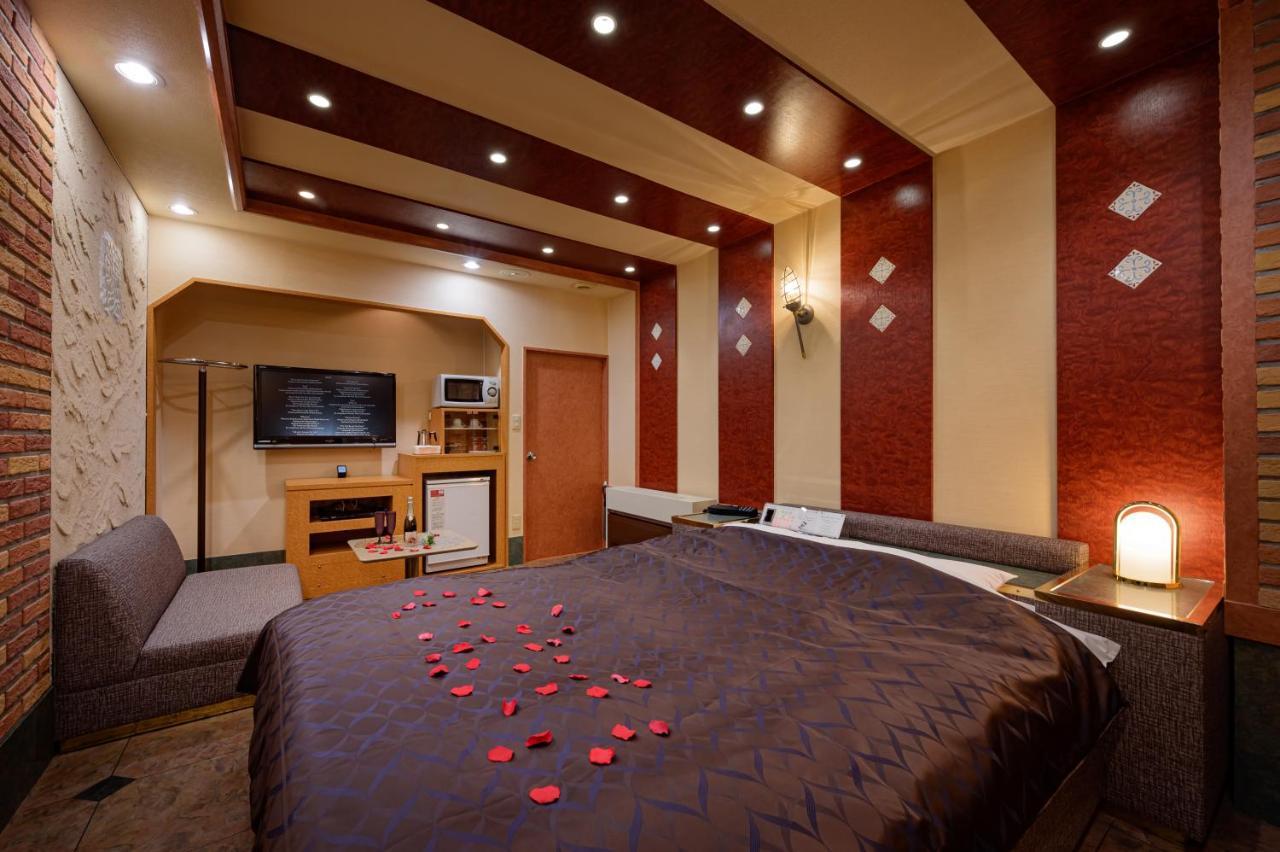 Hotel Metro (Adults Only) โยโกฮาม่า ภายนอก รูปภาพ