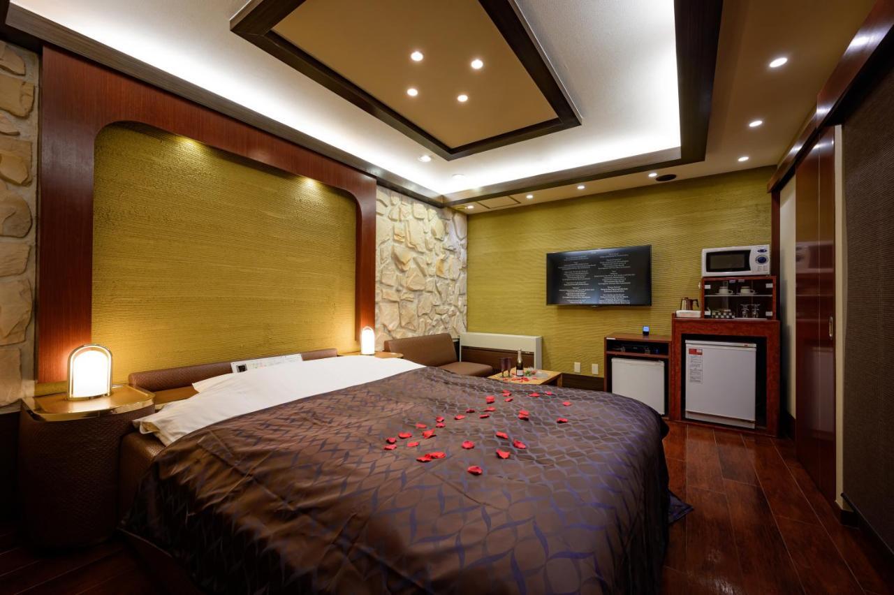 Hotel Metro (Adults Only) โยโกฮาม่า ภายนอก รูปภาพ