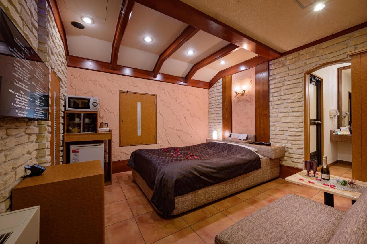Hotel Metro (Adults Only) โยโกฮาม่า ภายนอก รูปภาพ