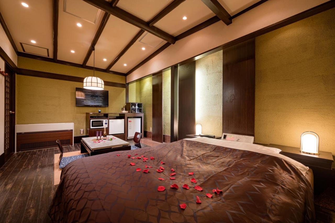 Hotel Metro (Adults Only) โยโกฮาม่า ภายนอก รูปภาพ
