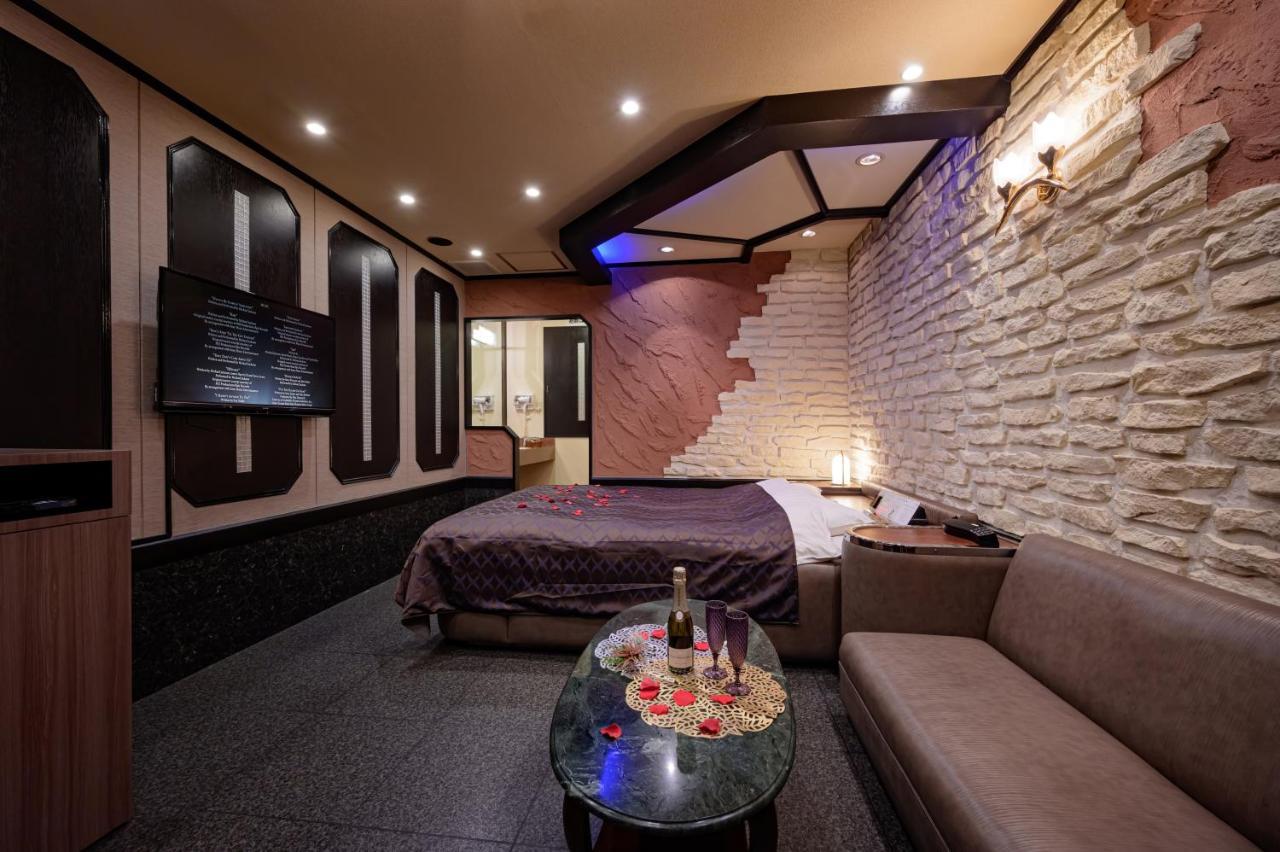 Hotel Metro (Adults Only) โยโกฮาม่า ภายนอก รูปภาพ