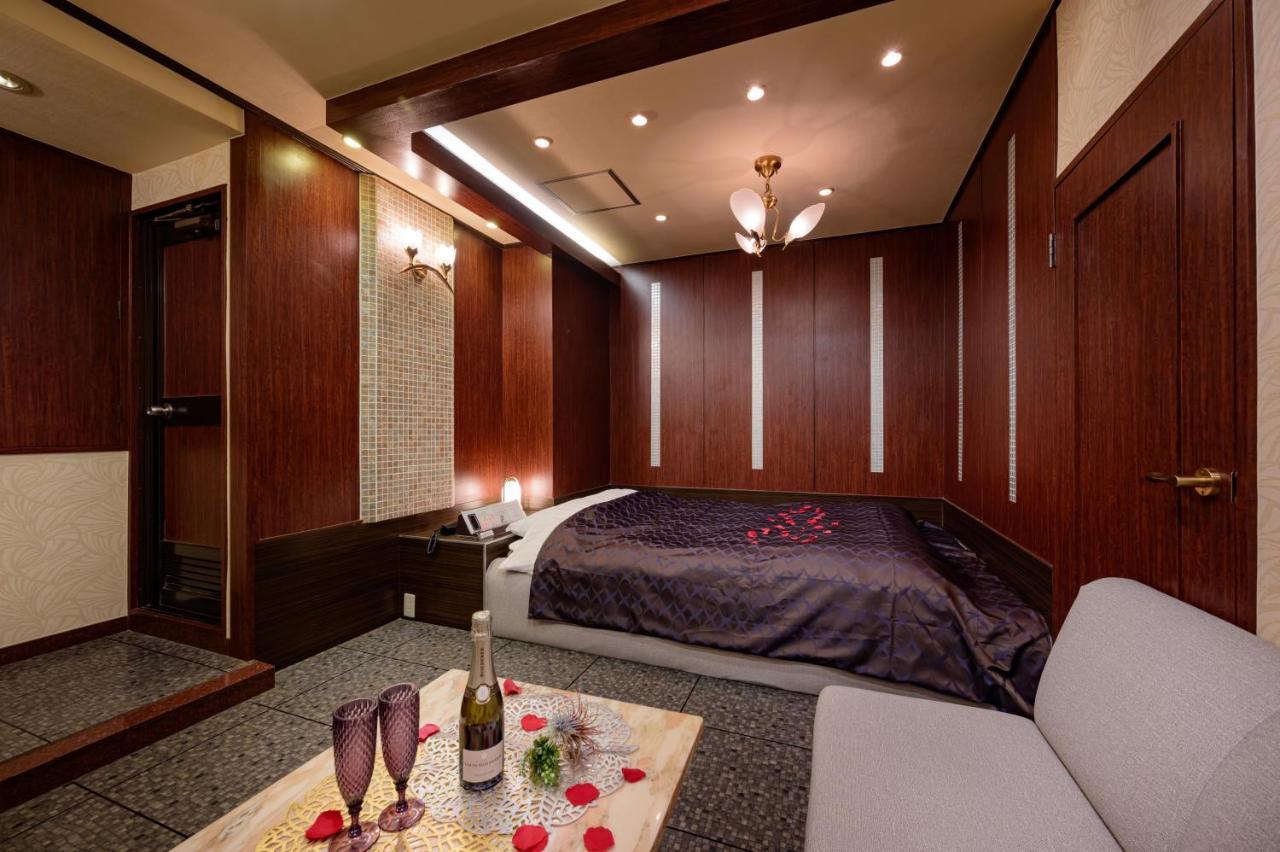 Hotel Metro (Adults Only) โยโกฮาม่า ภายนอก รูปภาพ