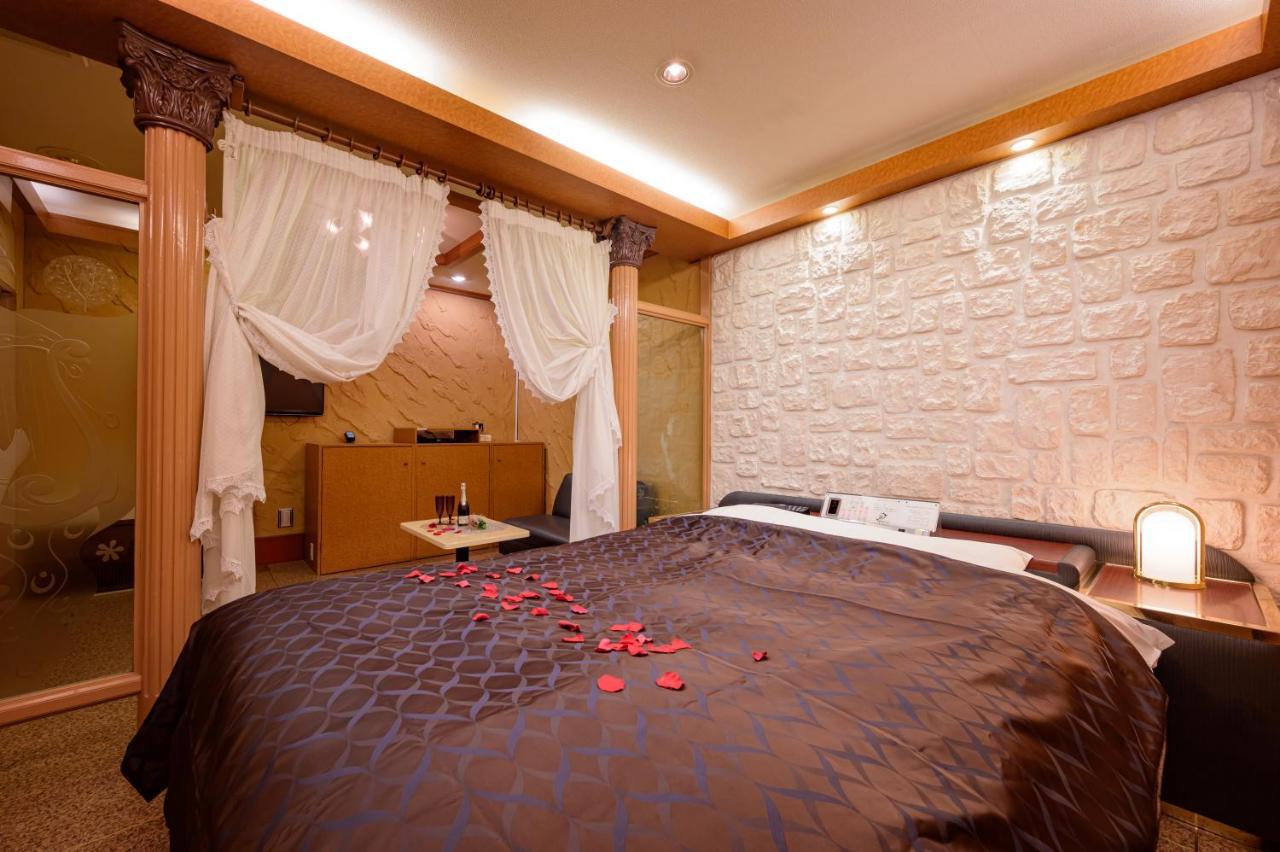 Hotel Metro (Adults Only) โยโกฮาม่า ภายนอก รูปภาพ